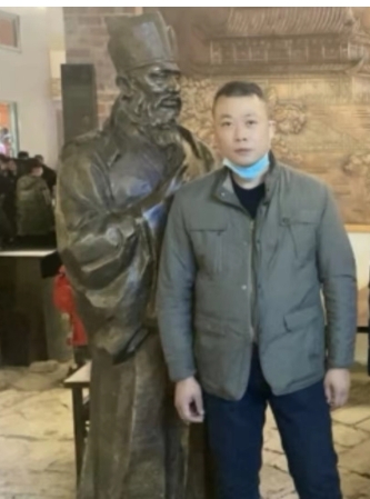 小峰的第一张照片--福清闪婚服务中心